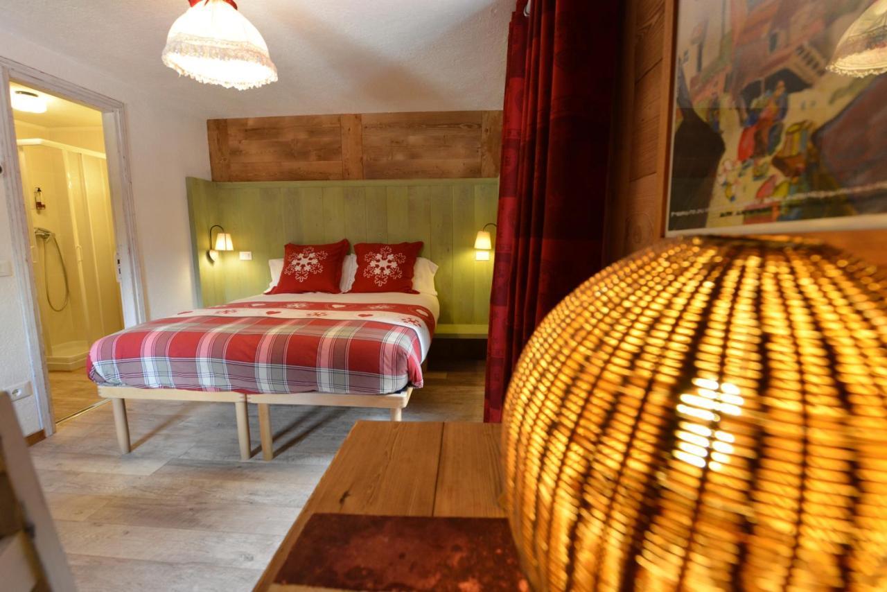Hotel Petit Dahu - Chambres Et Restaurant Cogne Εξωτερικό φωτογραφία